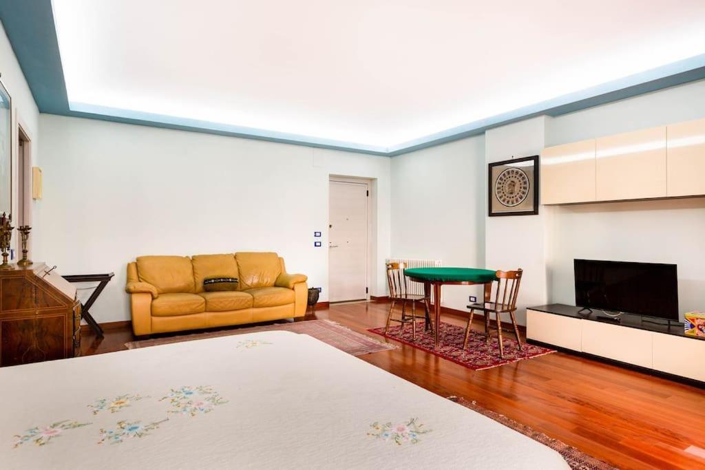 Palermo Old Style - Boutique Apartment With Terrace In Center City Екстериор снимка