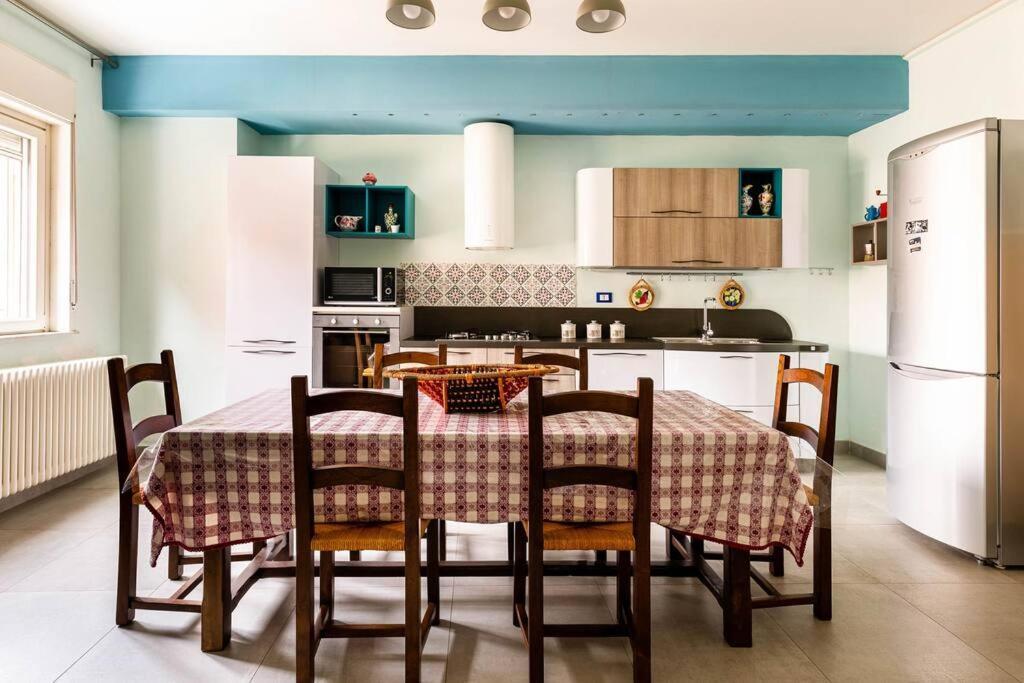 Palermo Old Style - Boutique Apartment With Terrace In Center City Екстериор снимка